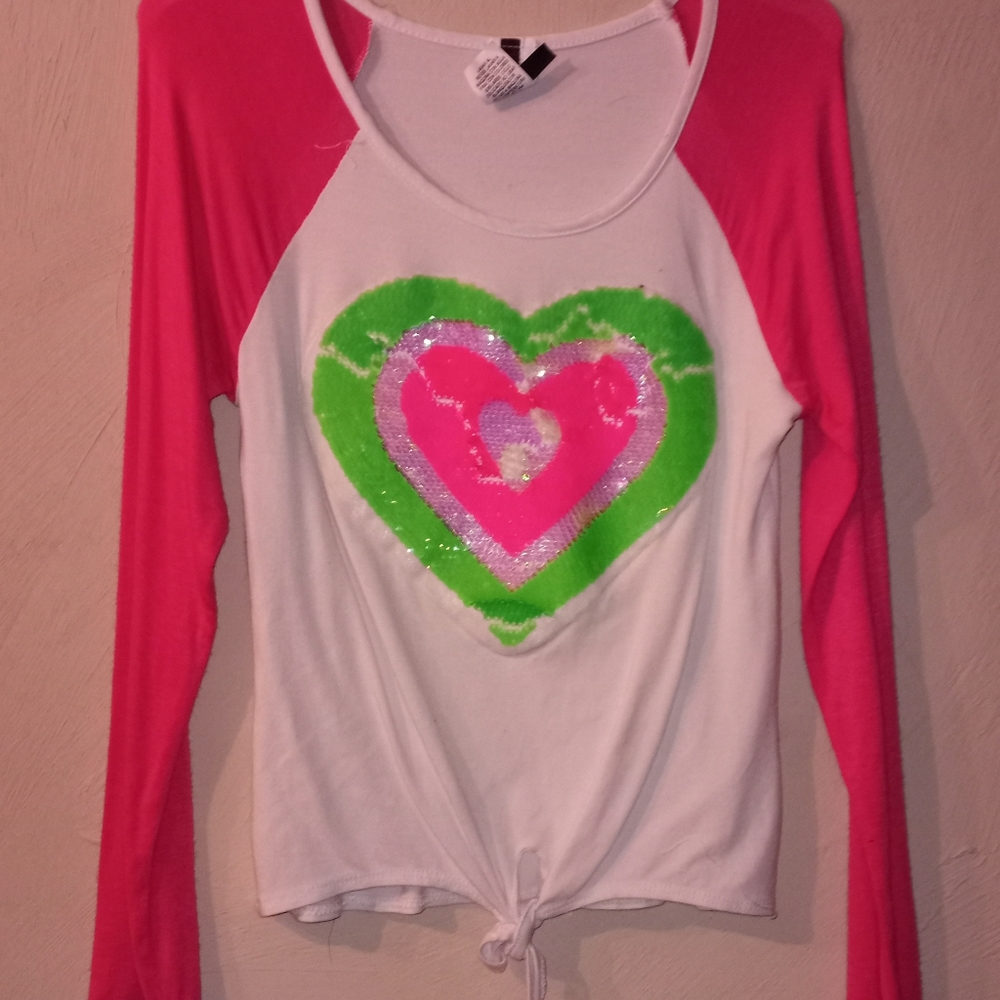 Nwt. Girls very pretty shirt